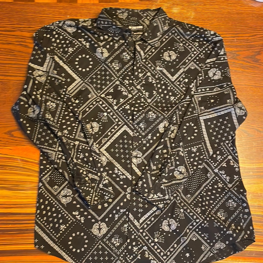 Men's 3XLT Zoo York long-sleeved button-front shirt.